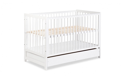 Drewniane łóżeczko dla niemowlaka z szufladą i barierką Timi - biały, 120x60