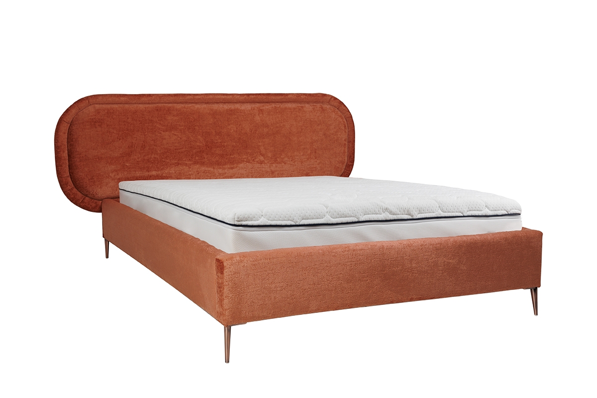 Łóżko tapicerowane sypialniane ze stelażem Delmi - 180x200, nogi miedziane pomarańczowe łóżko sypialniane z wysokimi nóżkami 