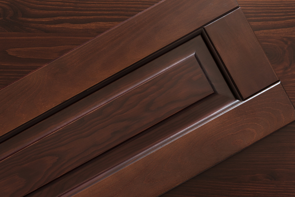 Szafka górna do łazienki RETRO FSC 830 drewniane meble w kolorze brązowym