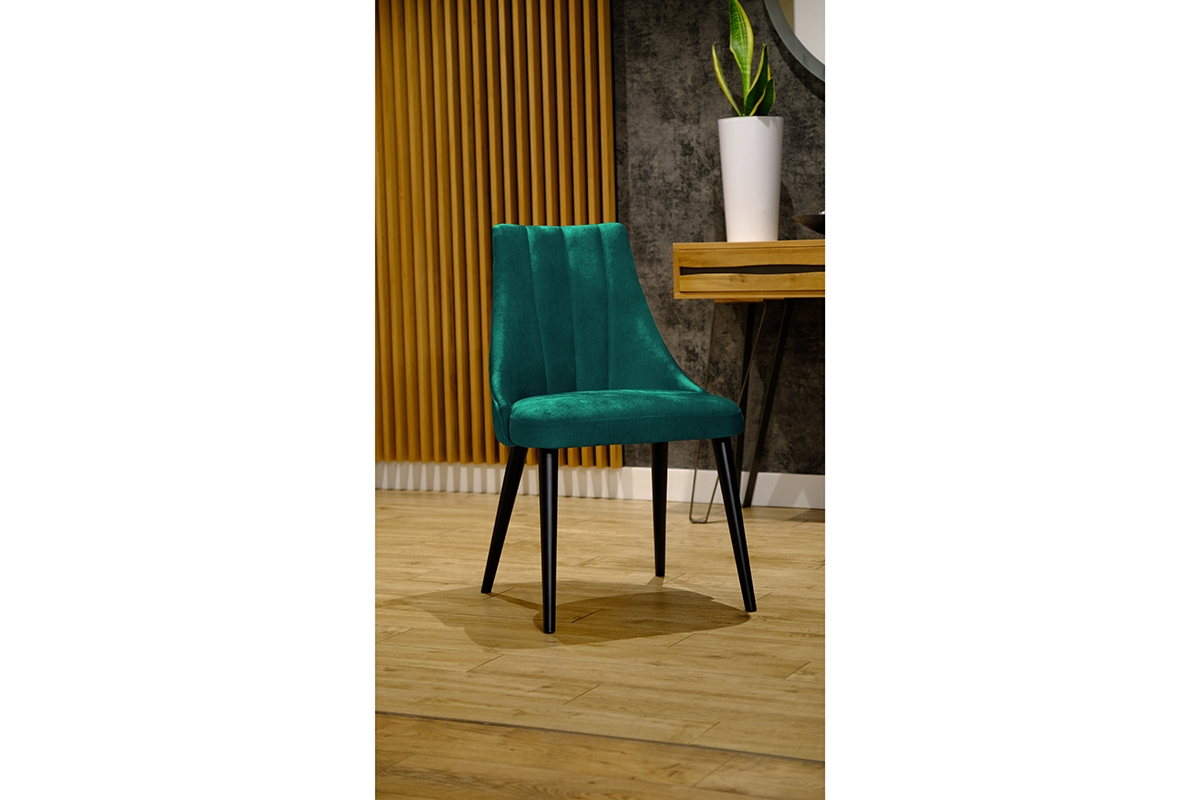 Krzesło tapicerowane Valerii - ciemny zielony Monolith 37 / czarne nogi krzesło na drewnianych nogach