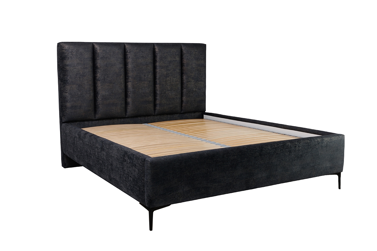 Tapicerowane łóżko sypialniane z pojemnikiem Klabi - 180x200, nogi czarne łóżko sypialniane z drewnianym stelażem 