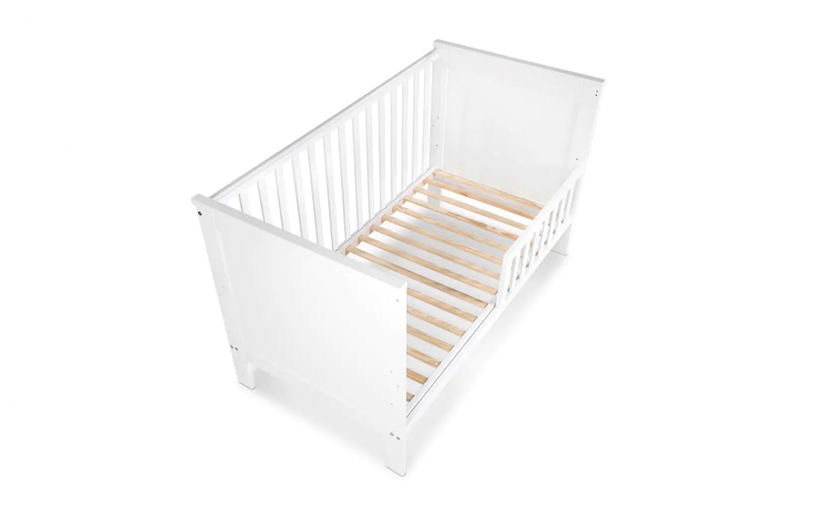 Drewniane łóżeczko dla niemowlaka z barierką Iwo - biały, 140x70 łóżeczko niemowlęce od 1. dnia 