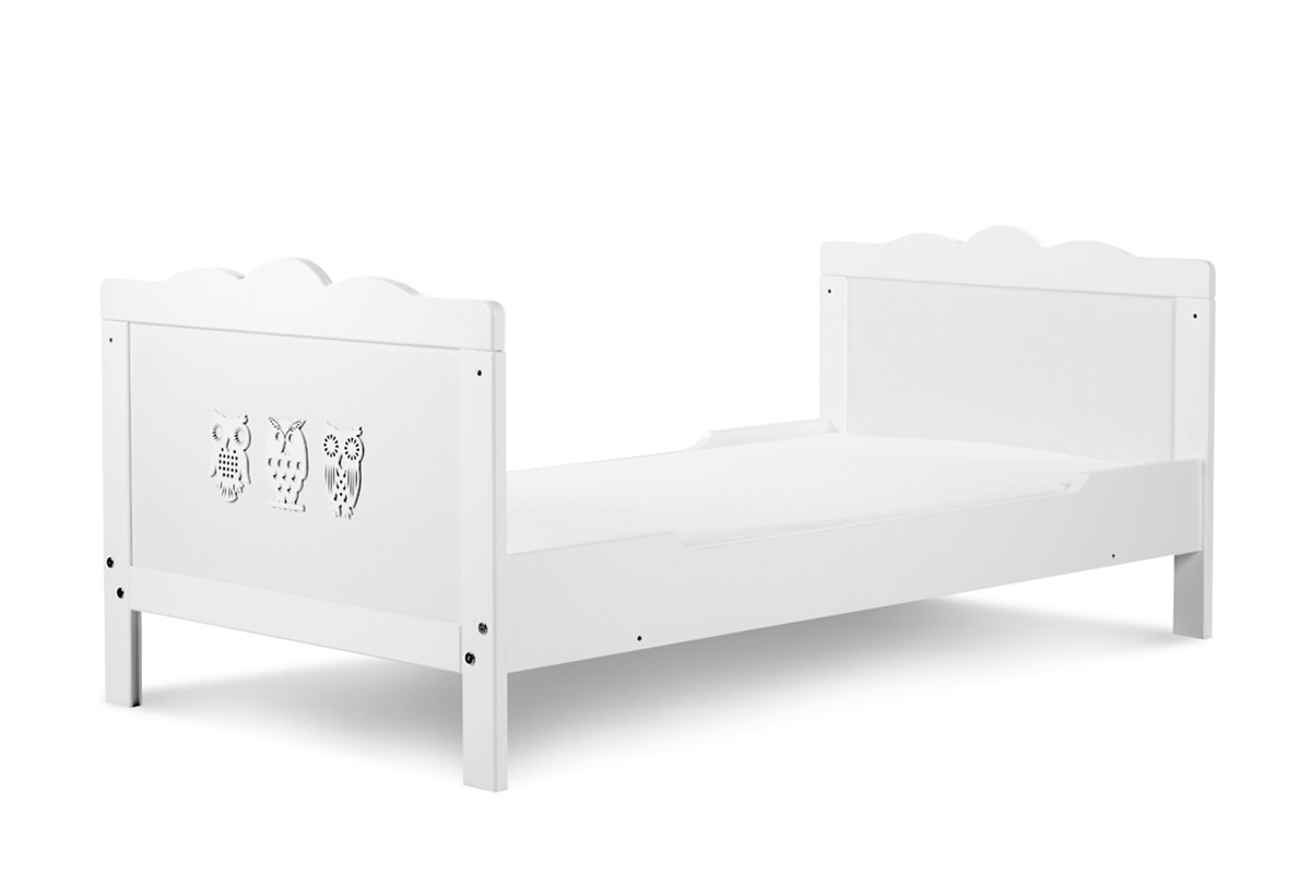 Drewniane łóżeczko dla niemowlaka Marsell - biały, 140x70 łóżeczko które zamienia się w tapczan 