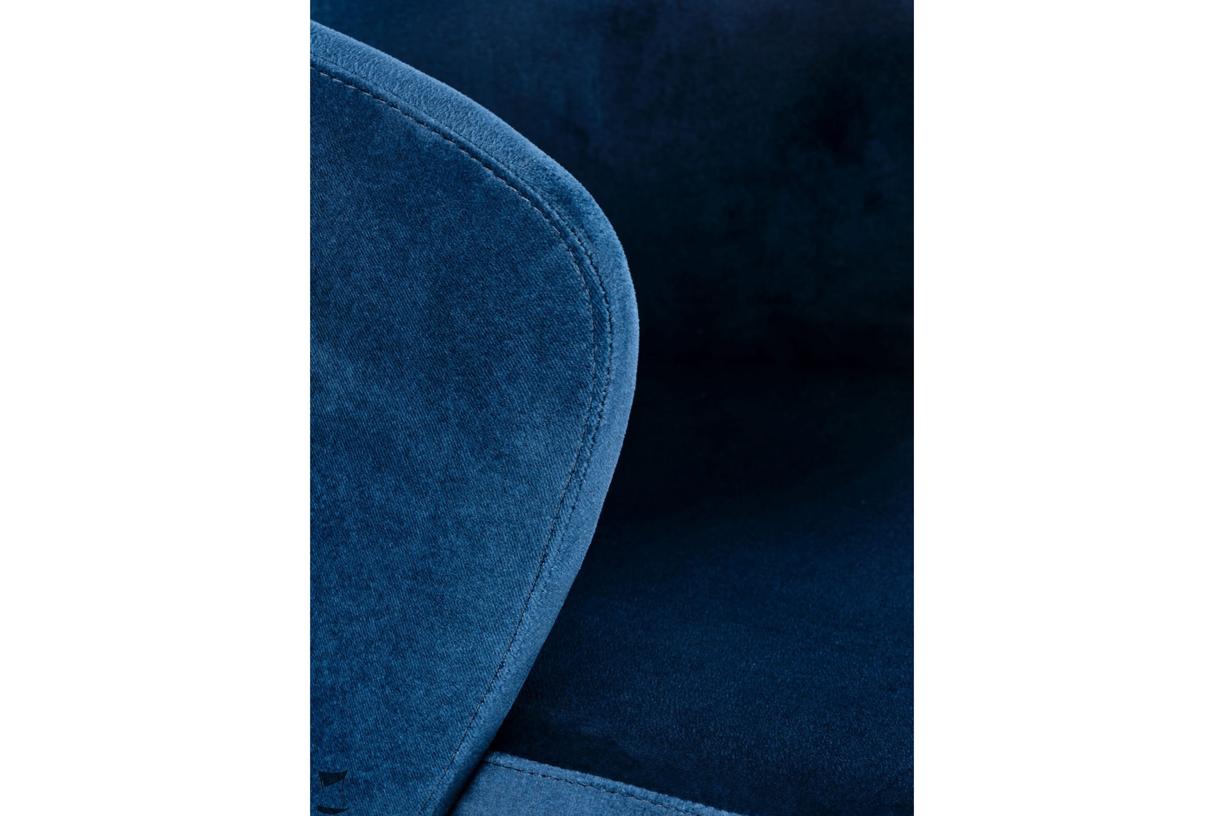 Krzesło tapicerowane Alagon z drewnianymi nogami - Monolith 77 / welur / granat / nogi dąb riviera Krzesło tapicerowane Alagon z drewnianymi nogami - Monolith 77 / welur / granat / nogi dąb riviera