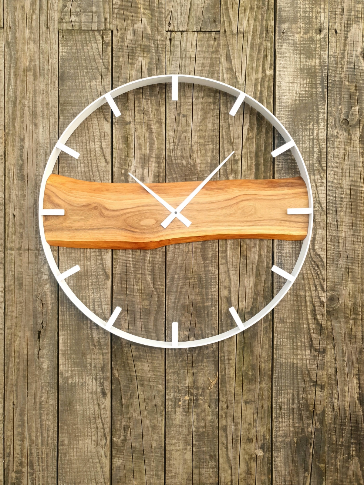 Drewniany zegar ścienny KAYU 30 Orzech w stylu Loft - Biały - 70 cm Drewniany zegar ścienny KAYU 30 Orzech w stylu Loft - Biały - 70 cm