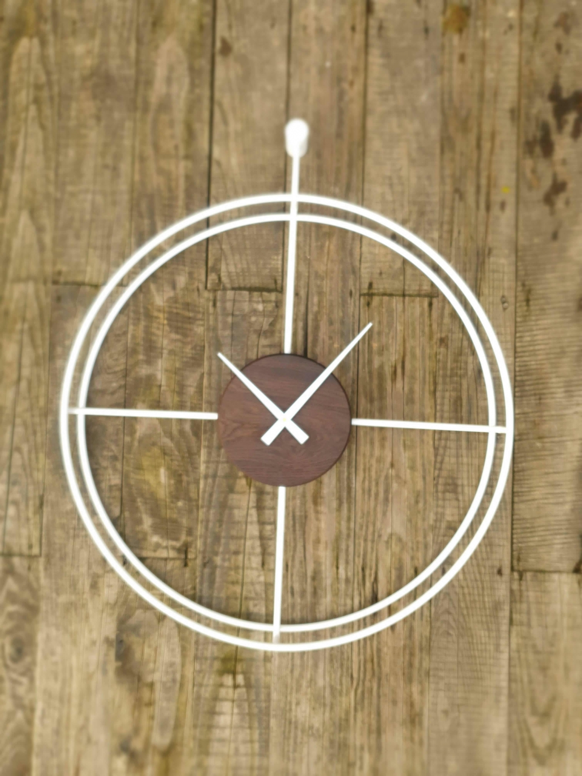 Drewniany zegar ścienny KAYU 39 Czarny dąb w stylu Loft - Biały - 75 cm Drewniany zegar ścienny KAYU 39 Czarny dąb w stylu Loft - Biały - 75 cm