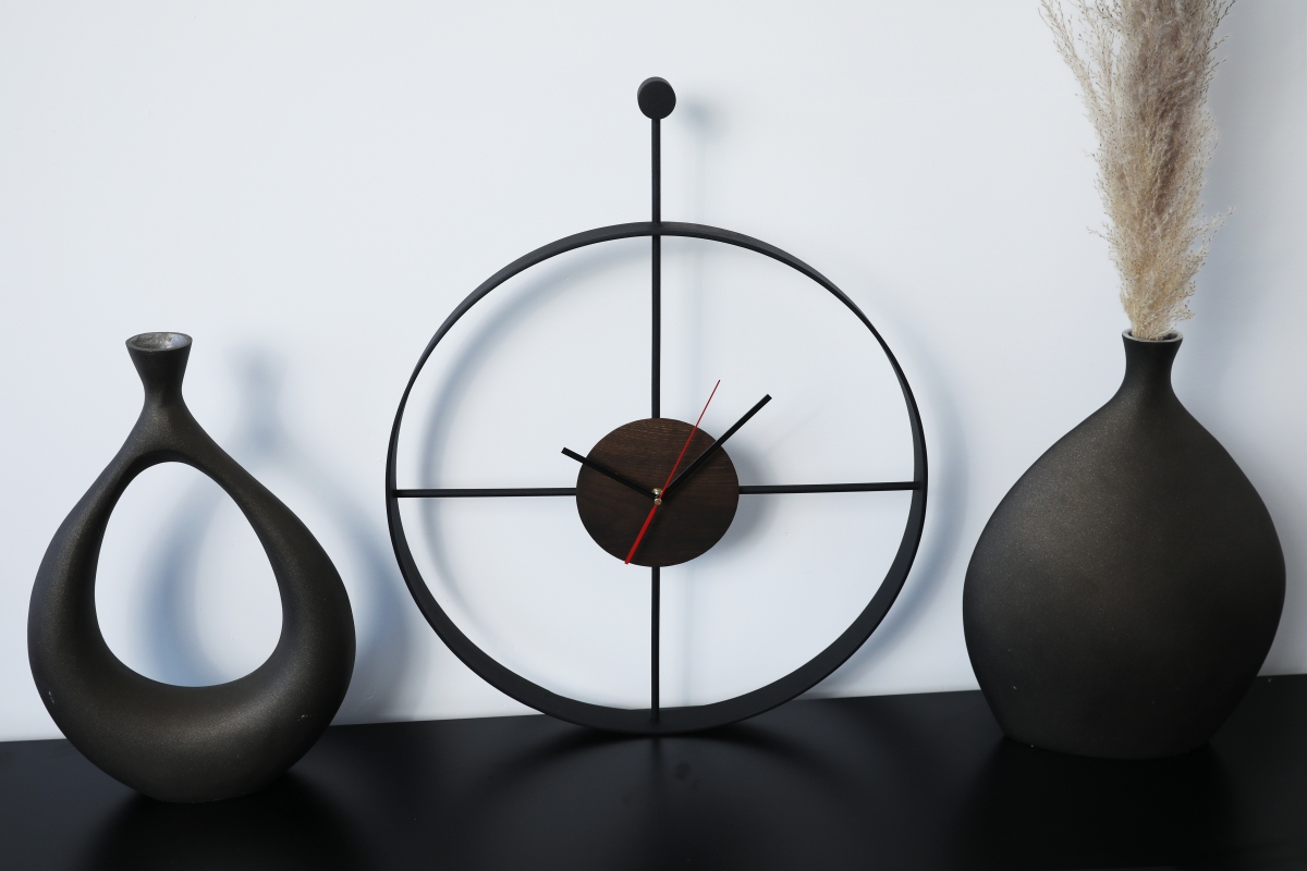 Stalowy zegar ścienny KAYU 43 Dąb wędzony w stylu Loft - Czarny - 50 cm Stalowy zegar ścienny KAYU 43 Dąb wędzony w stylu Loft - Czarny - 50 cm