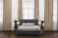 Łóżko sypialniane z tapicerowanym stelażem i pojemnikiem Misel - 160x200, nogi czarne  łóżko sypialniane z wysokim wezgłowiem 