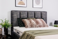 Tapicerowane łóżko sypialniane ze stelażem Klabi - 160x200, nogi czarne  łóżko do sypialni z wezgłowiem z przeszyciami 