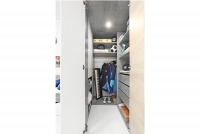 Zestaw mebli młodzieżowych Sigma - System A - biały lux / beton / dąb podświetlane wnętrze szafy