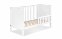 Drewniane łóżeczko dla niemowlaka z barierką Iwo - biały, 140x70 łóżeczko z barierką  