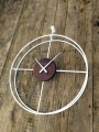 Drewniany zegar ścienny KAYU 39 Czarny dąb w stylu Loft - Biały - 75 cm Drewniany zegar ścienny KAYU 39 Czarny dąb w stylu Loft - Biały - 75 cm