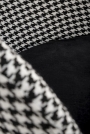 Hoker tapicerowany H113 - czarny / biały hoker tapicerowany h113 - czarny / biały